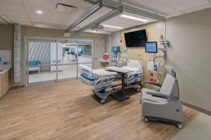 Difference between hospital birth and birth center